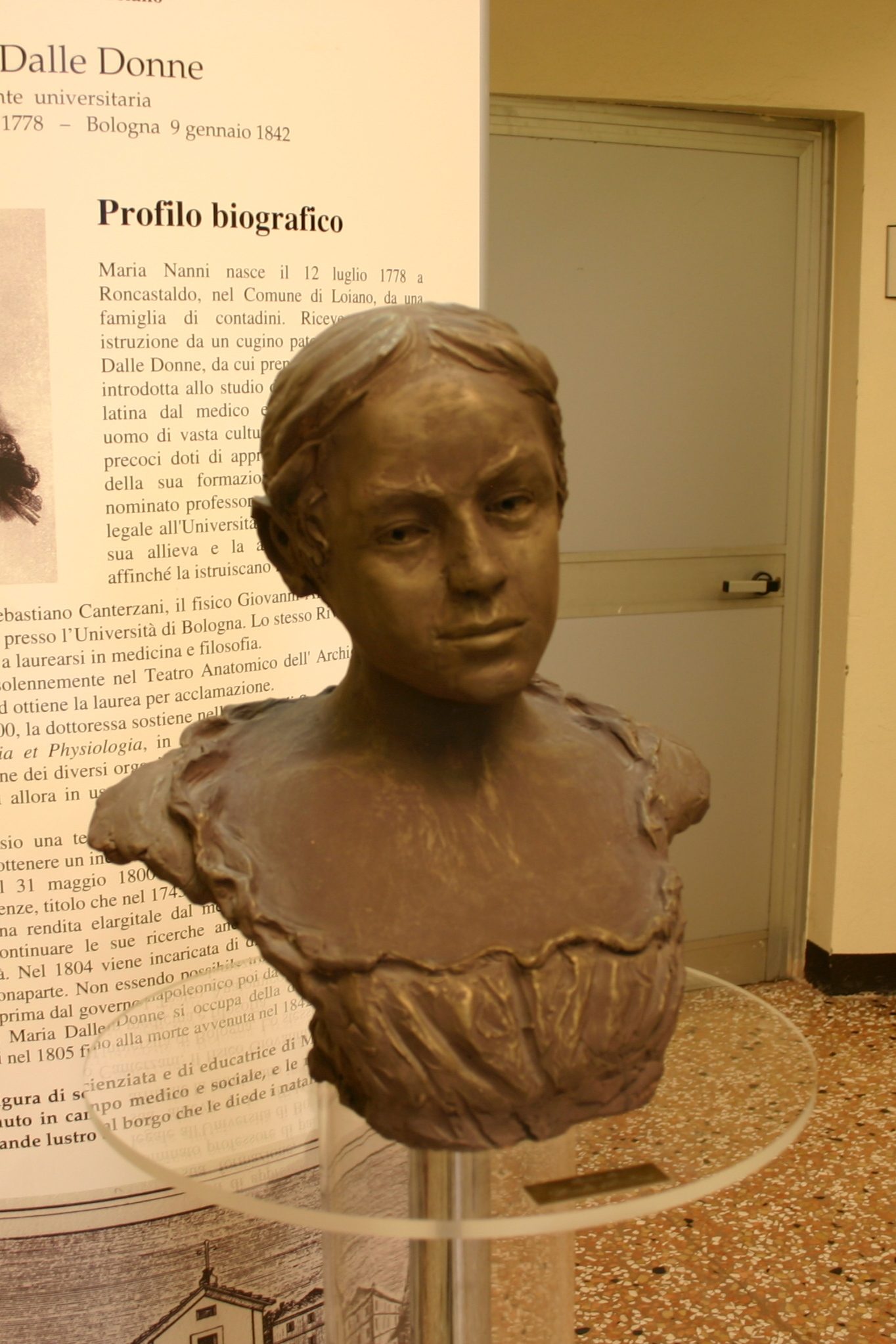 Maria Dalle Donne's bust, Loiano - 04.JPG